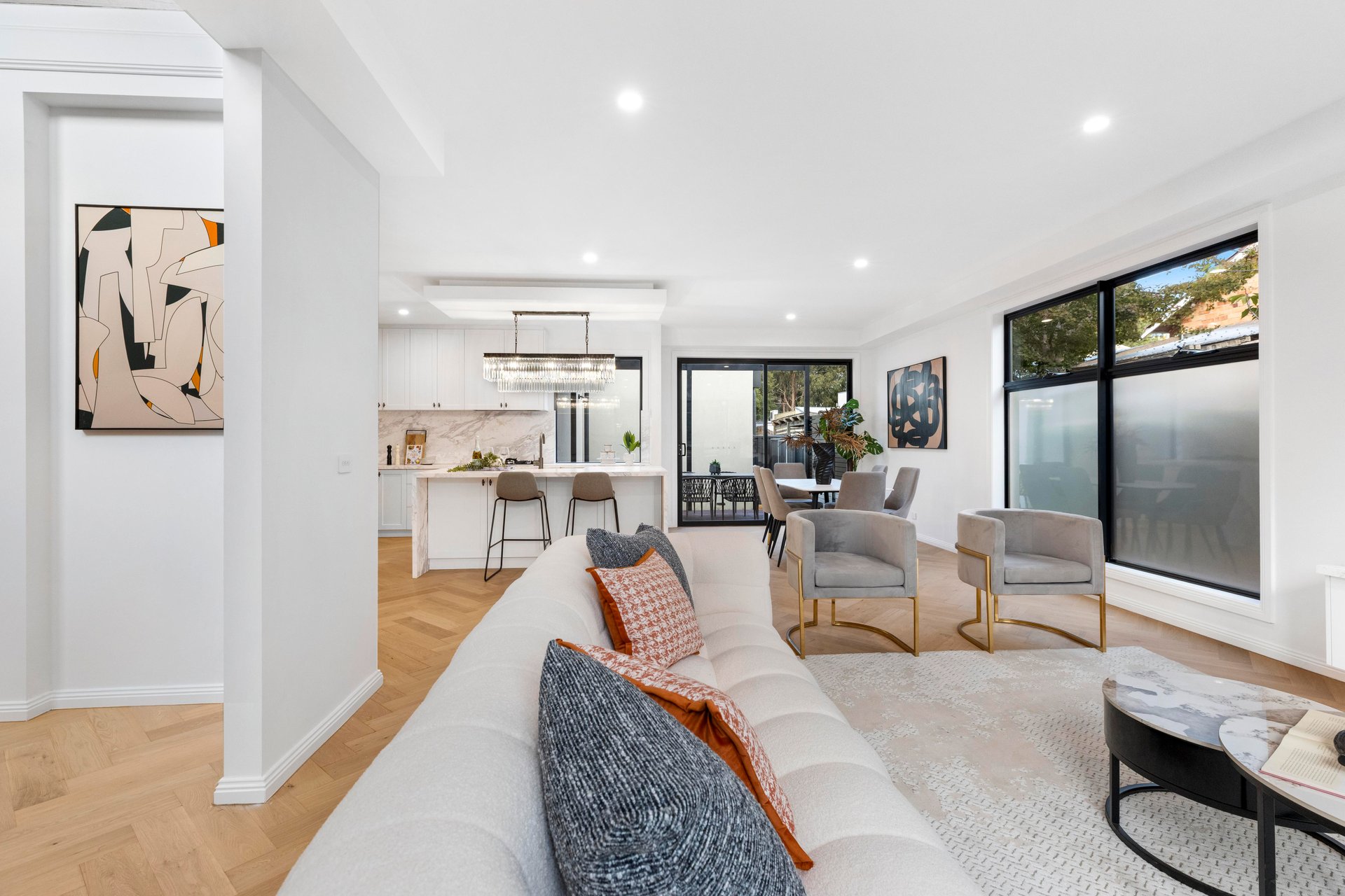 1/8 Ivanhoe Street, Glen&nbsp;Waverley image 3