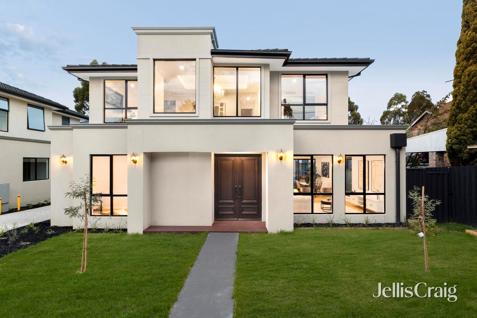 1/8 Ivanhoe Street, Glen&nbsp;Waverley image 1