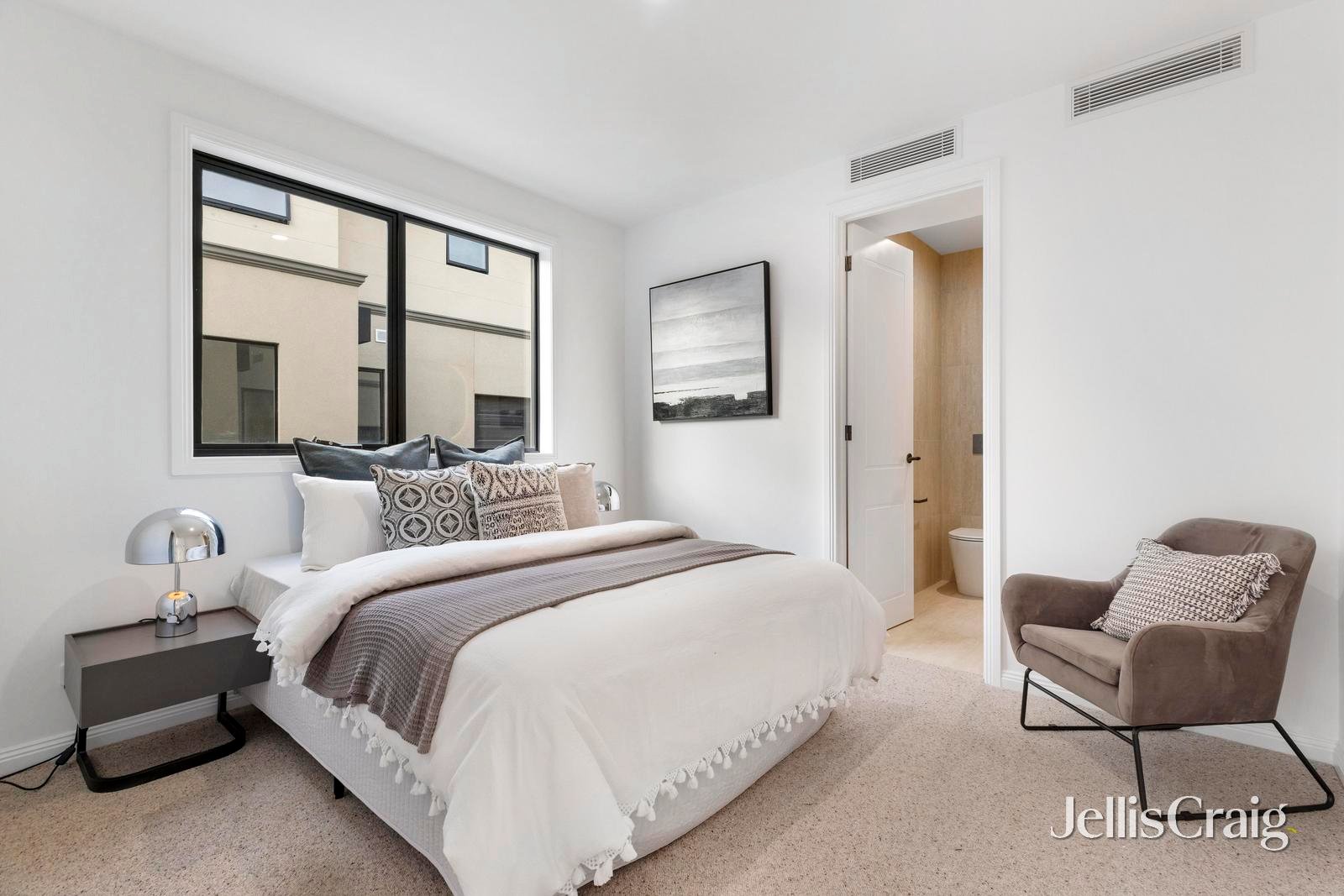 1/8 Ivanhoe Street, Glen&nbsp;Waverley image 11