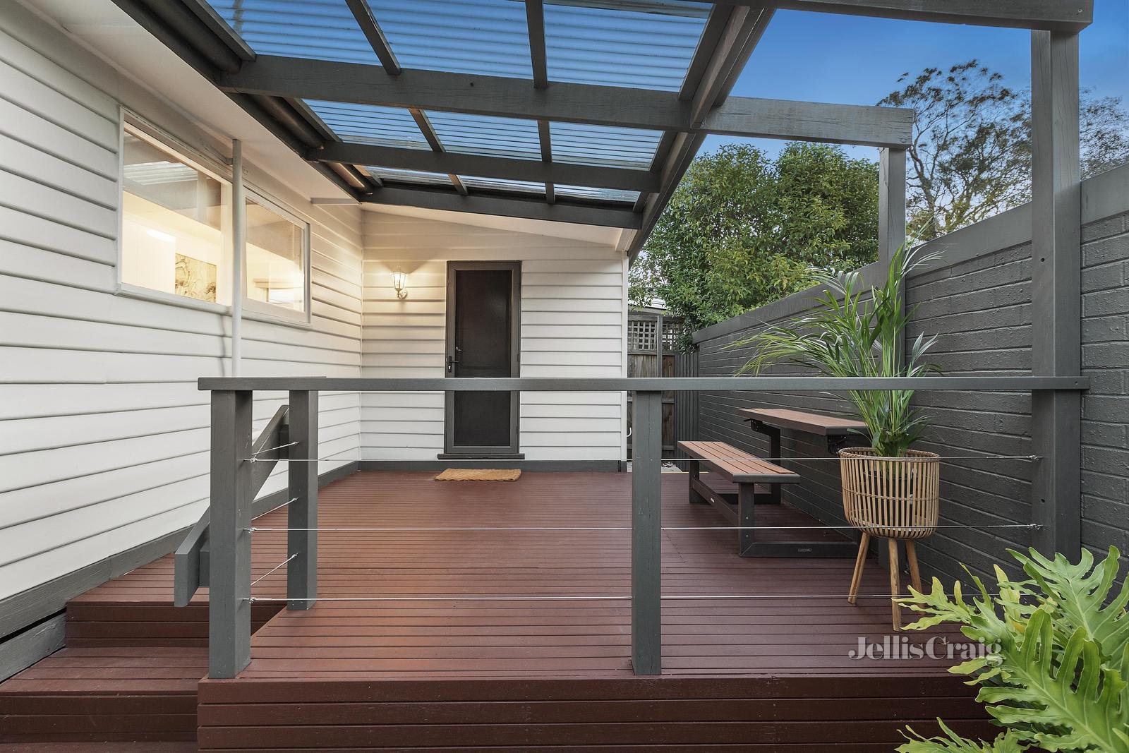 1/8 Jackson Street, Forest Hill image 12