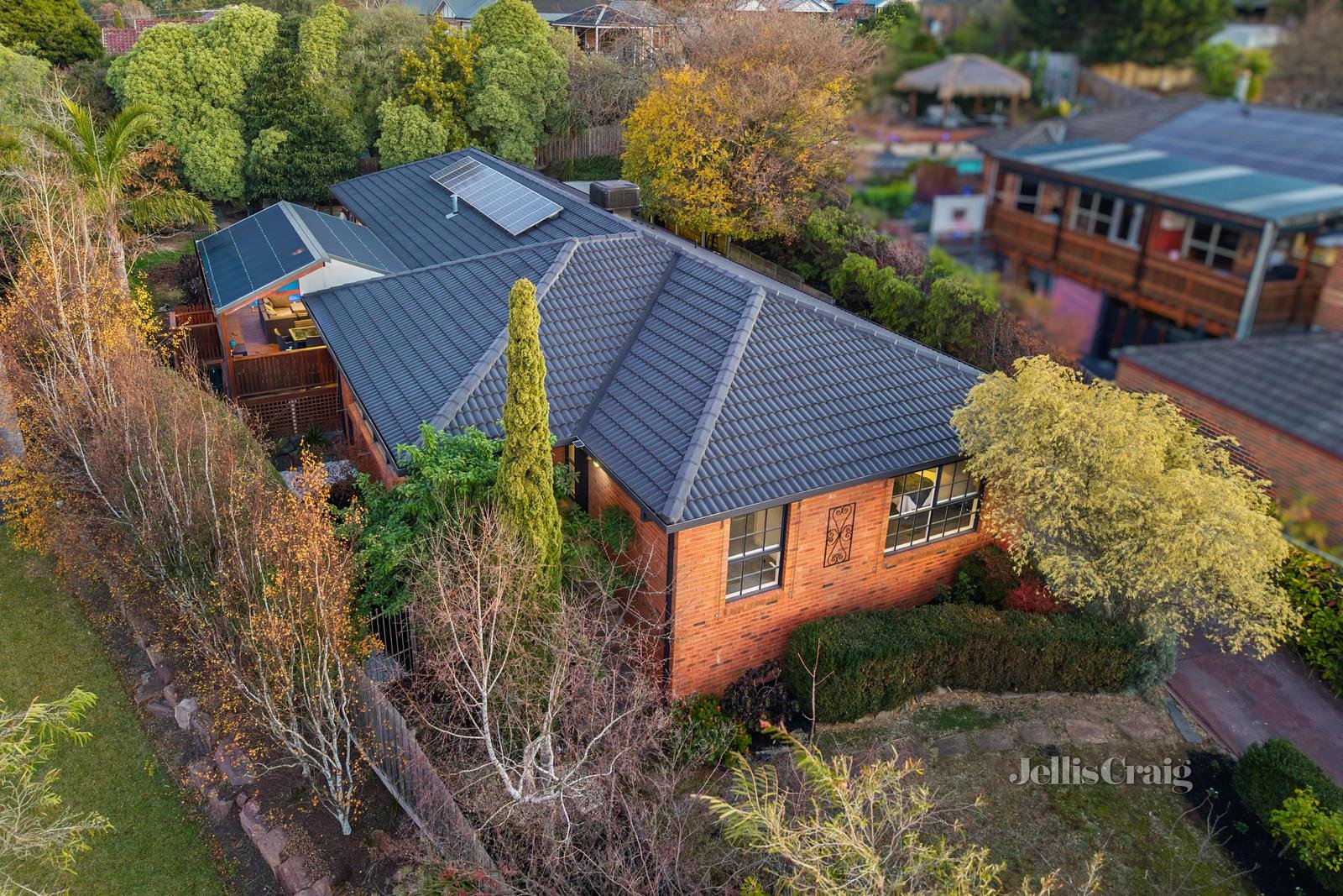18 Janson Court, Croydon North image 5