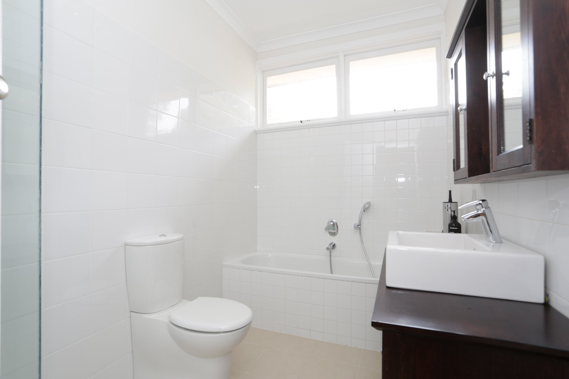 18 Jeffery Street, Blackburn image 5