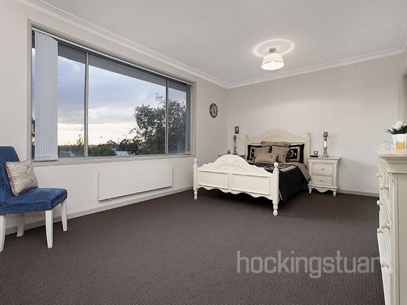 18 Jocelyn Avenue, Balwyn North image 6