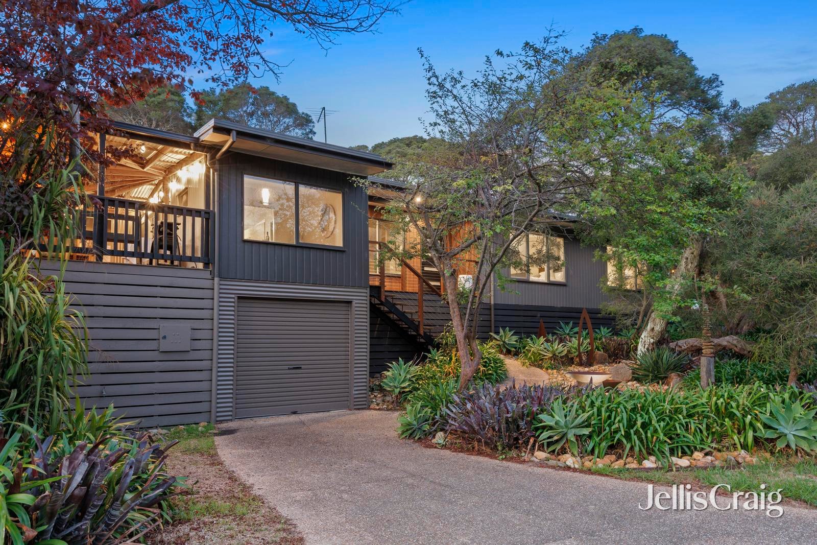 18 Johns Drive, Rye image 1