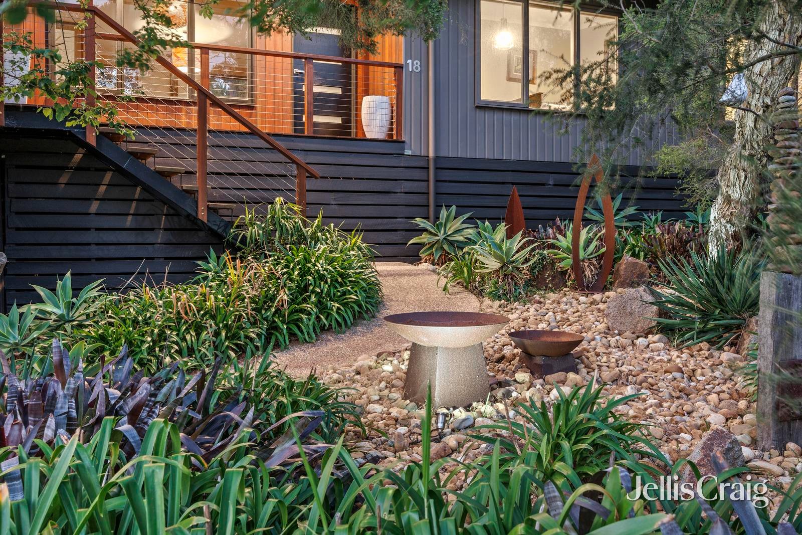 18 Johns Drive, Rye image 5