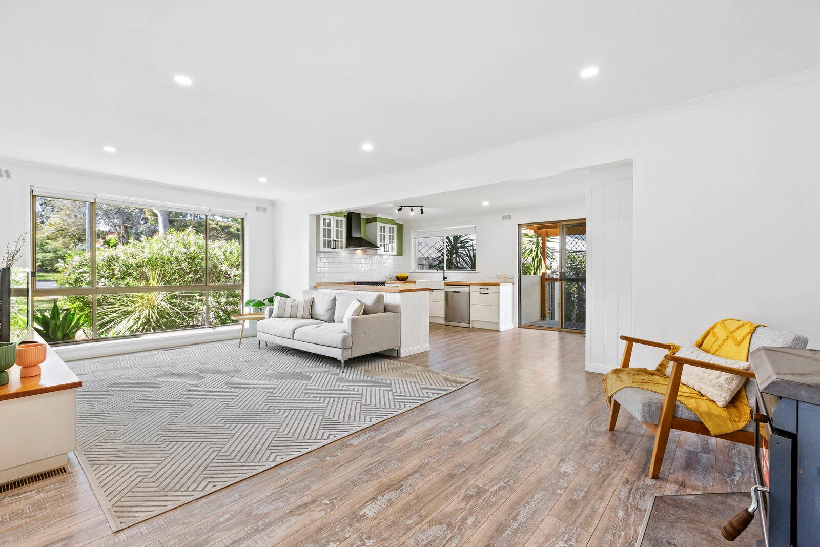 Property Gallery Thumbnail 2