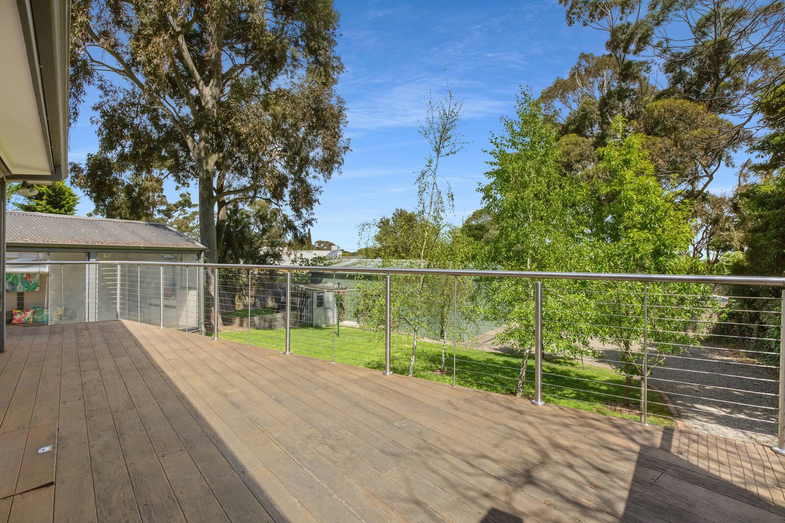 Property Gallery Thumbnail 9