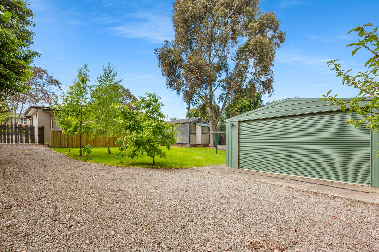 Property Gallery Thumbnail 10