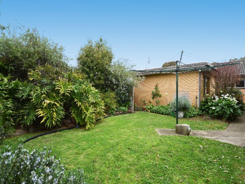 18 Kedleston Road, Herne Hill image 8