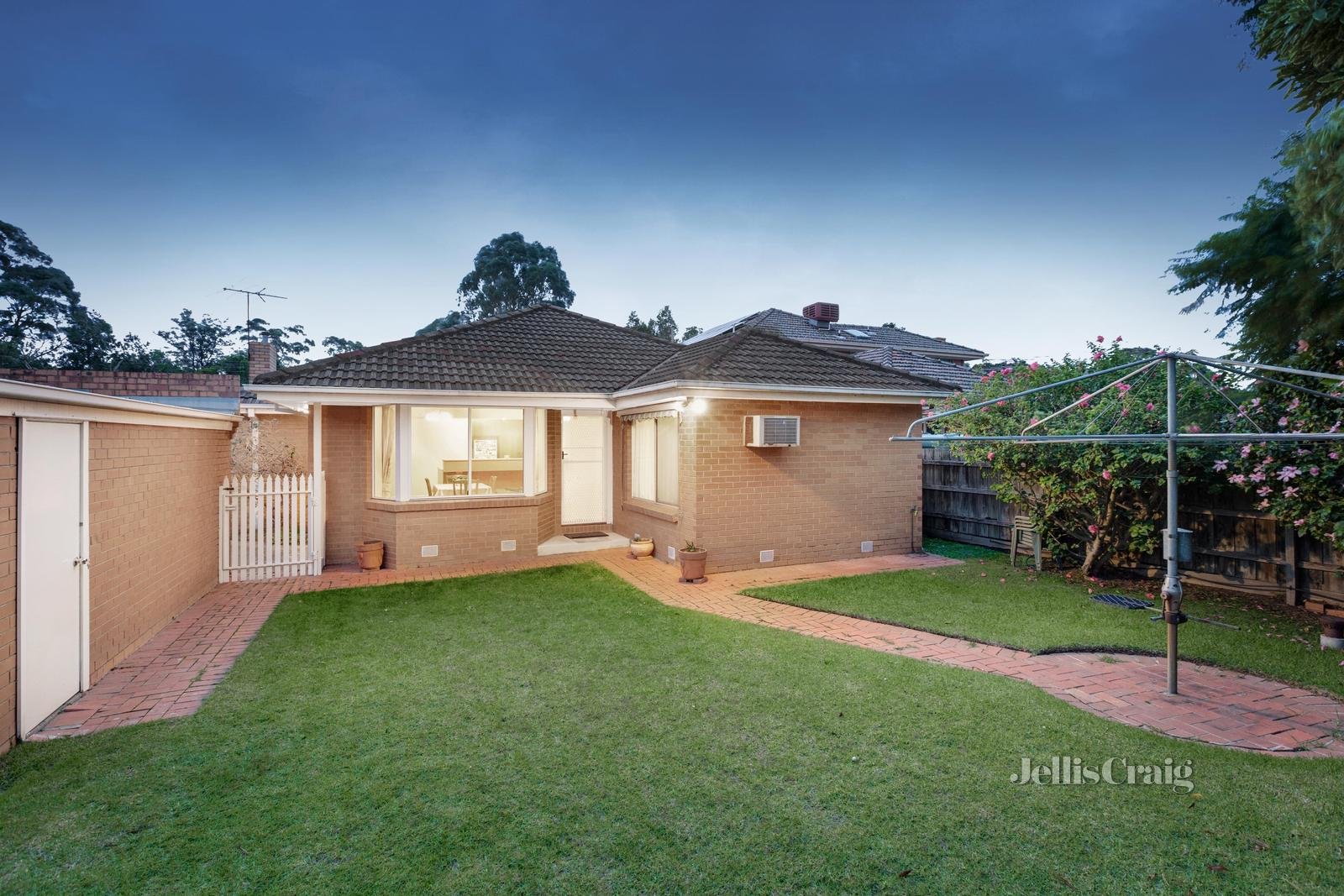 18 Kelsall Court, Hampton East image 4