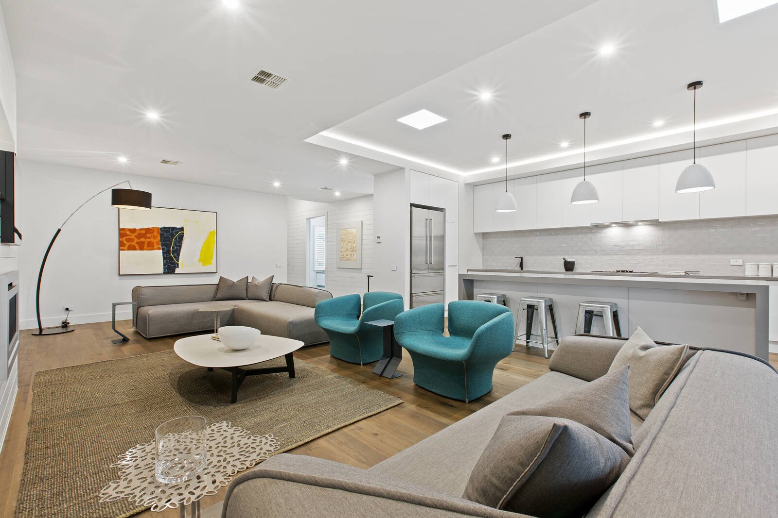 Property Gallery - Main Image