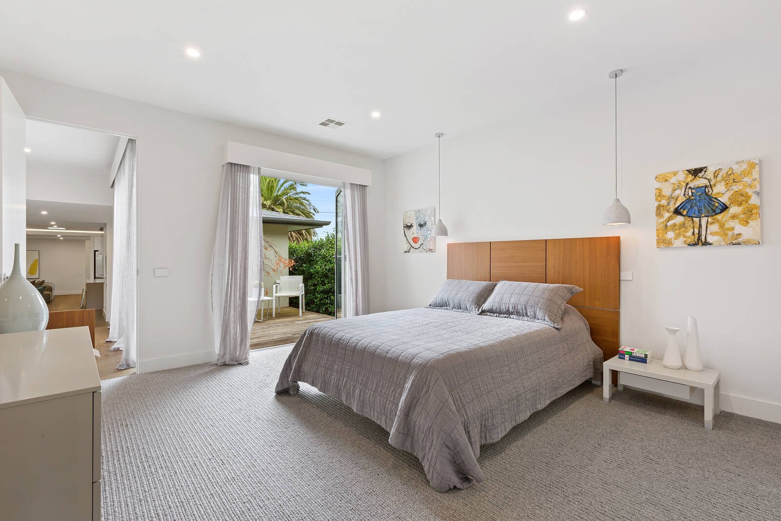 Property Gallery Thumbnail 6
