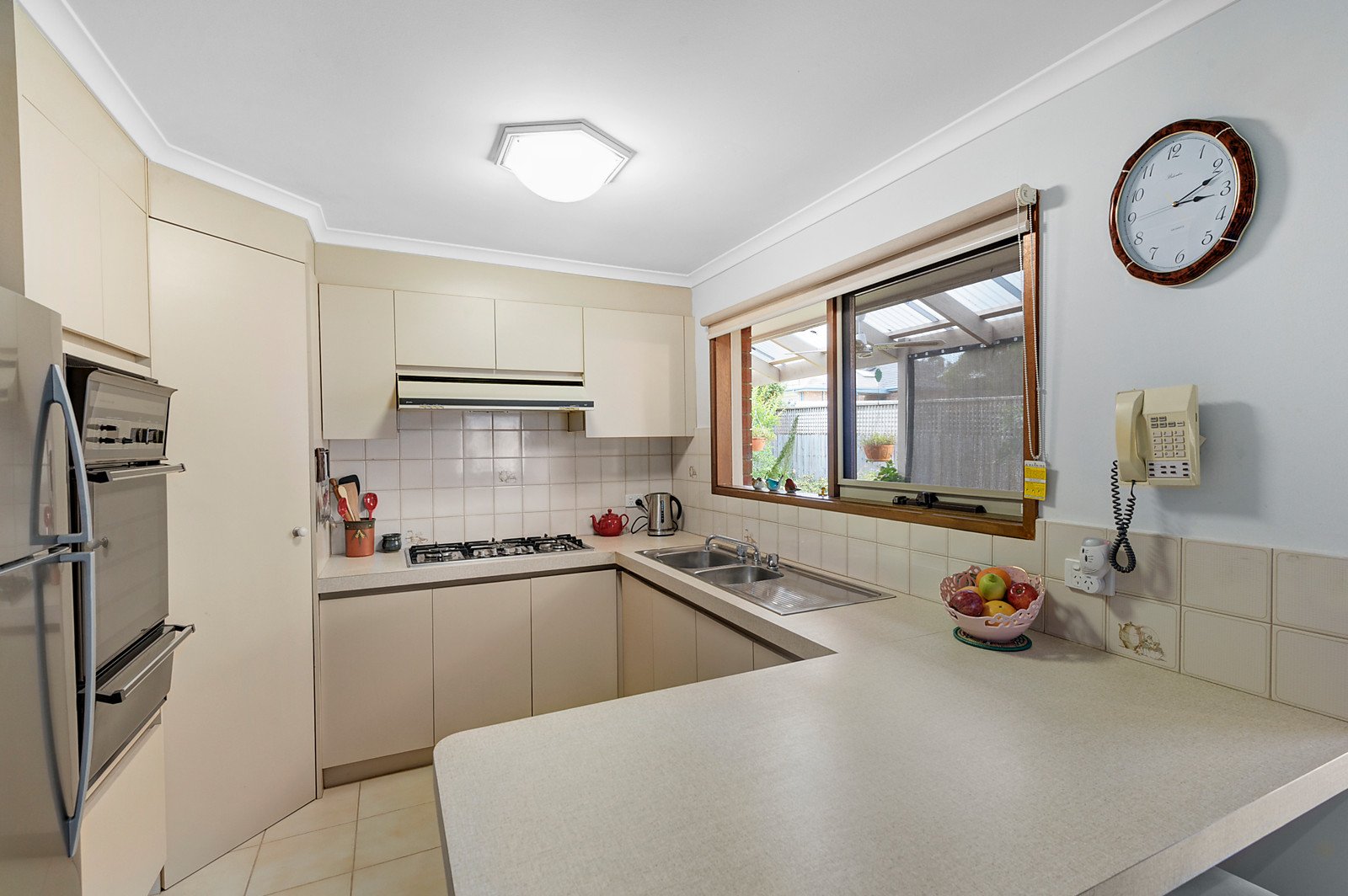 18 Kinkora Road, Blackburn image 4