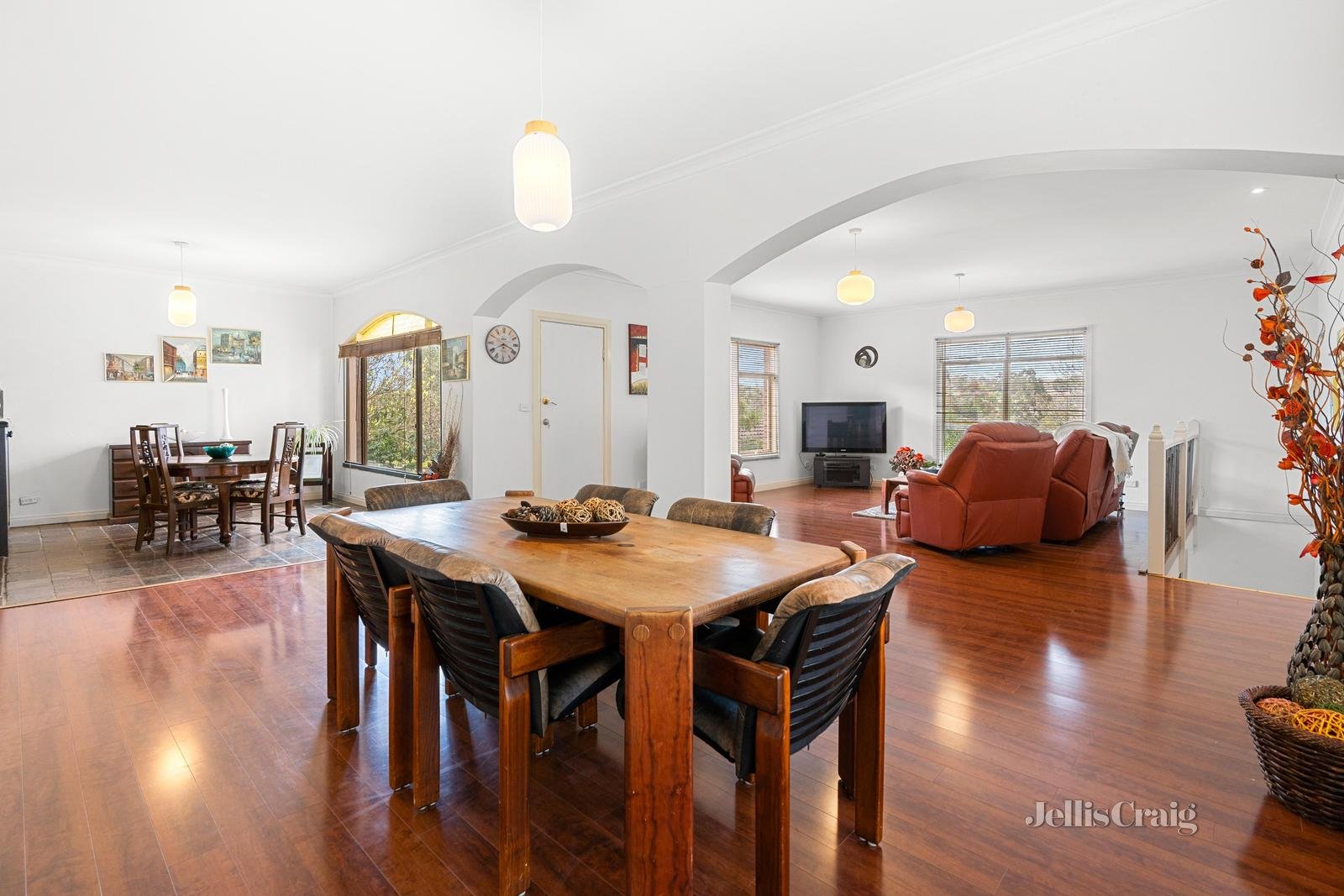 18 Koonung Street, Balwyn North image 4