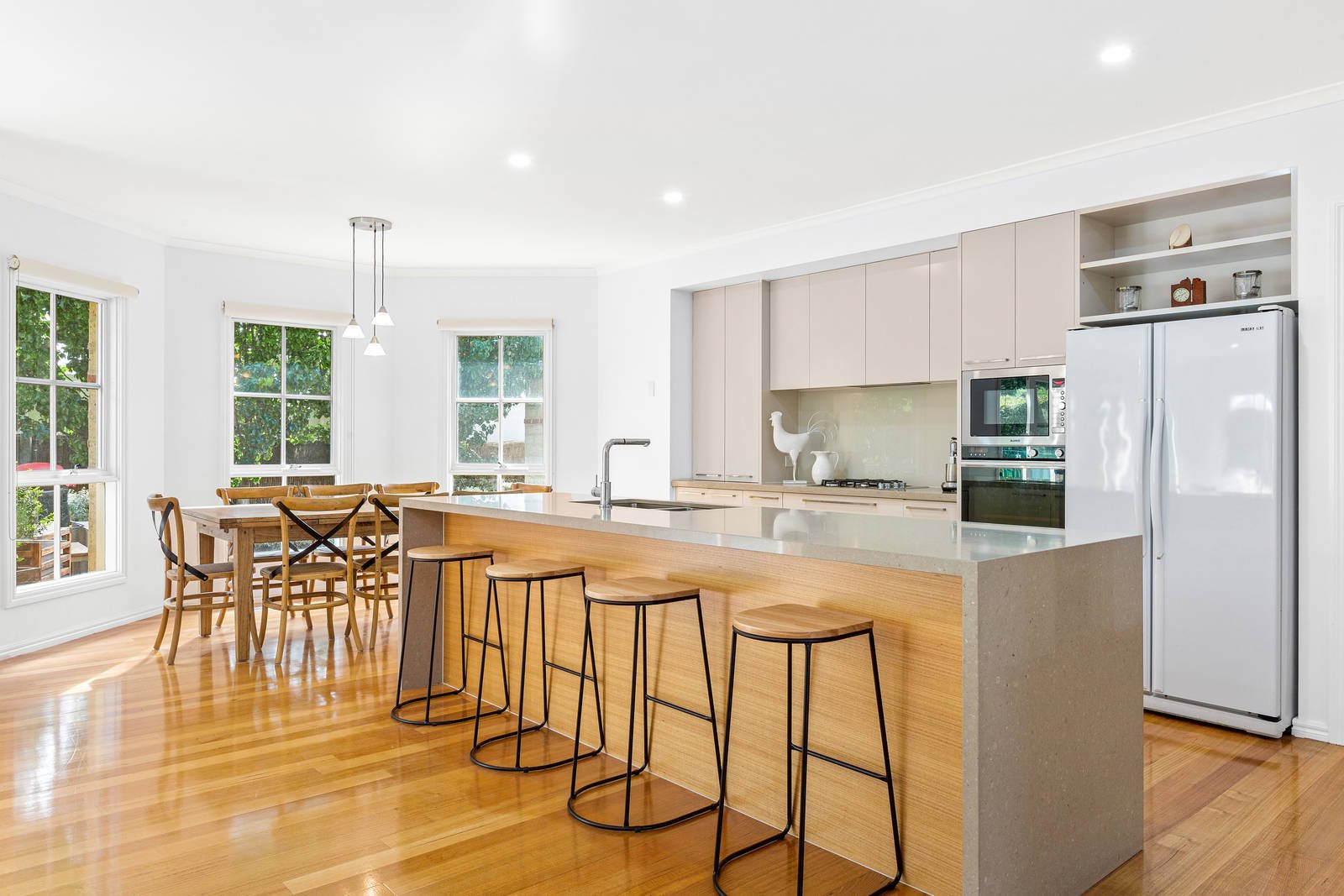Property Gallery Thumbnail 3