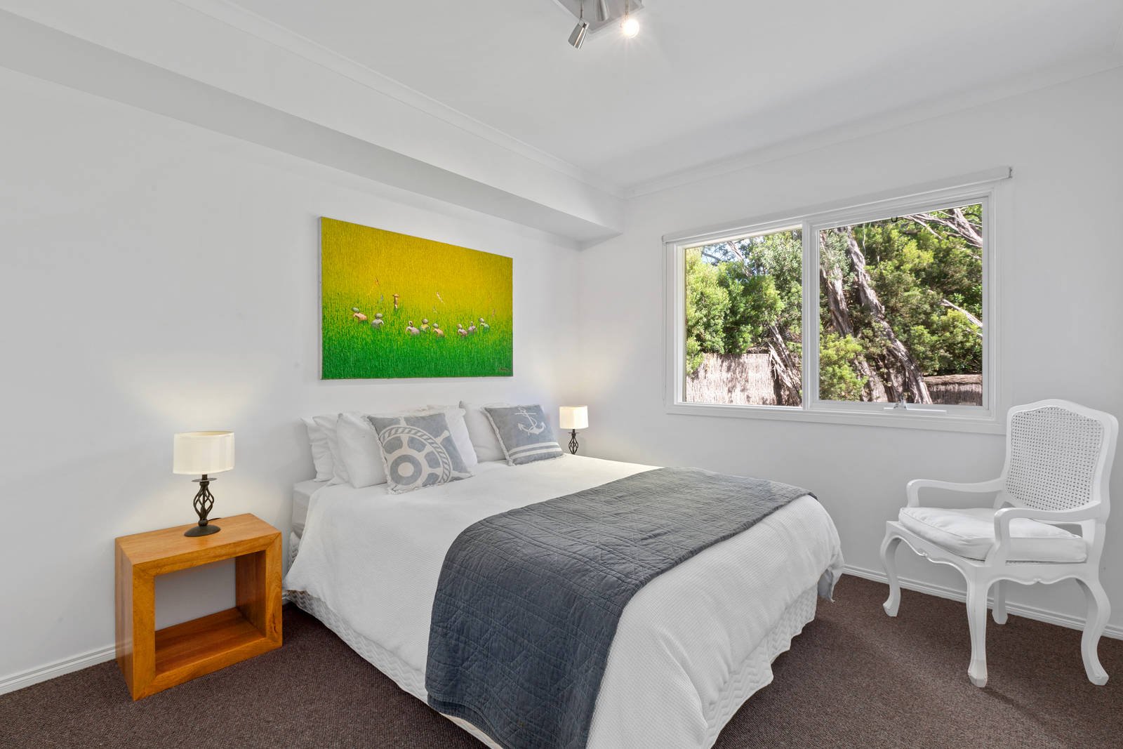 Property Gallery Thumbnail 8