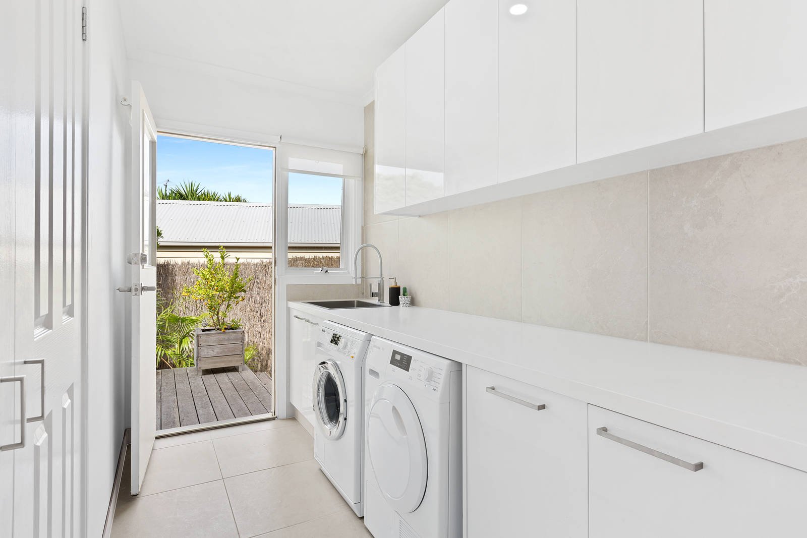 Property Gallery Thumbnail 12