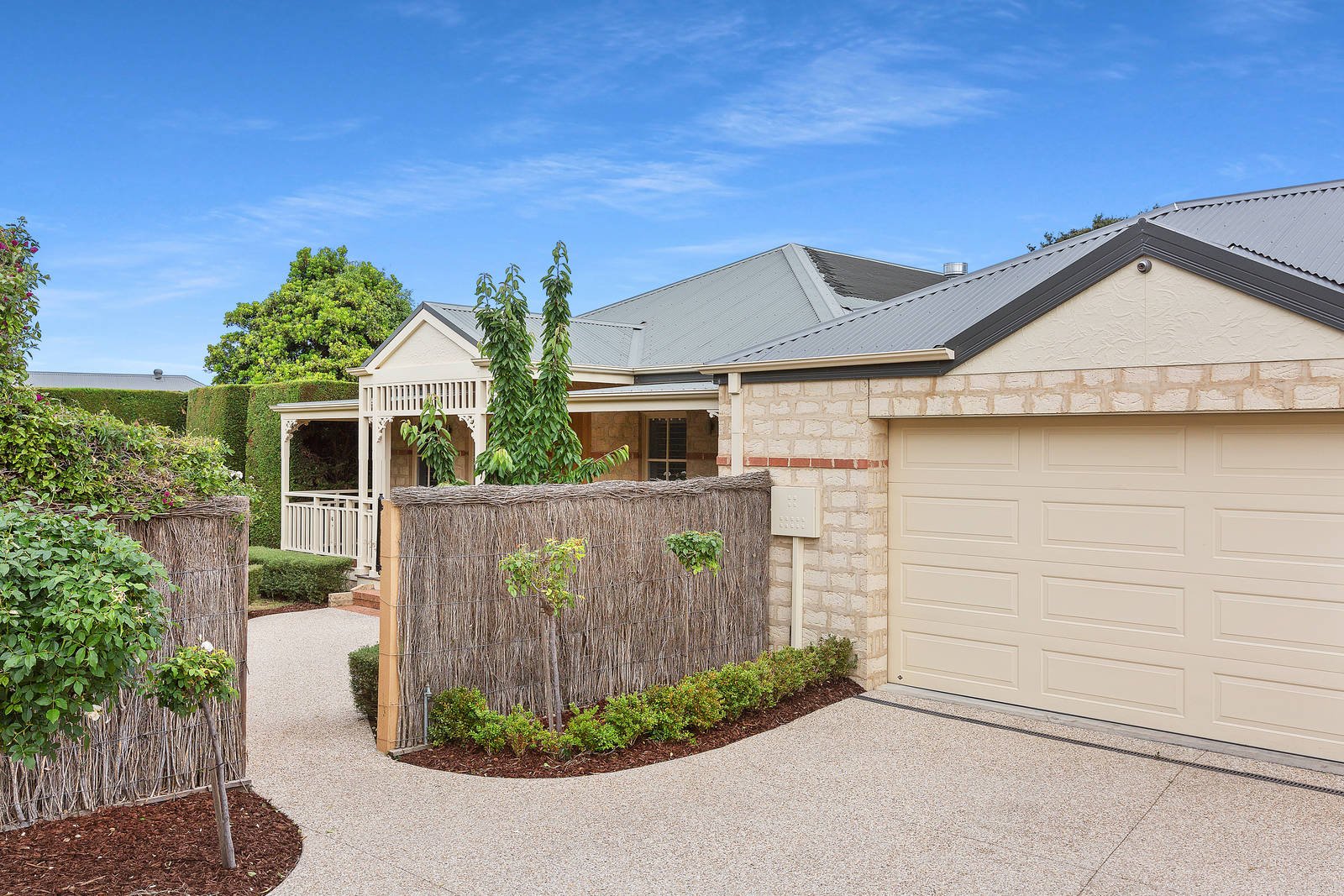Property Gallery Thumbnail 15