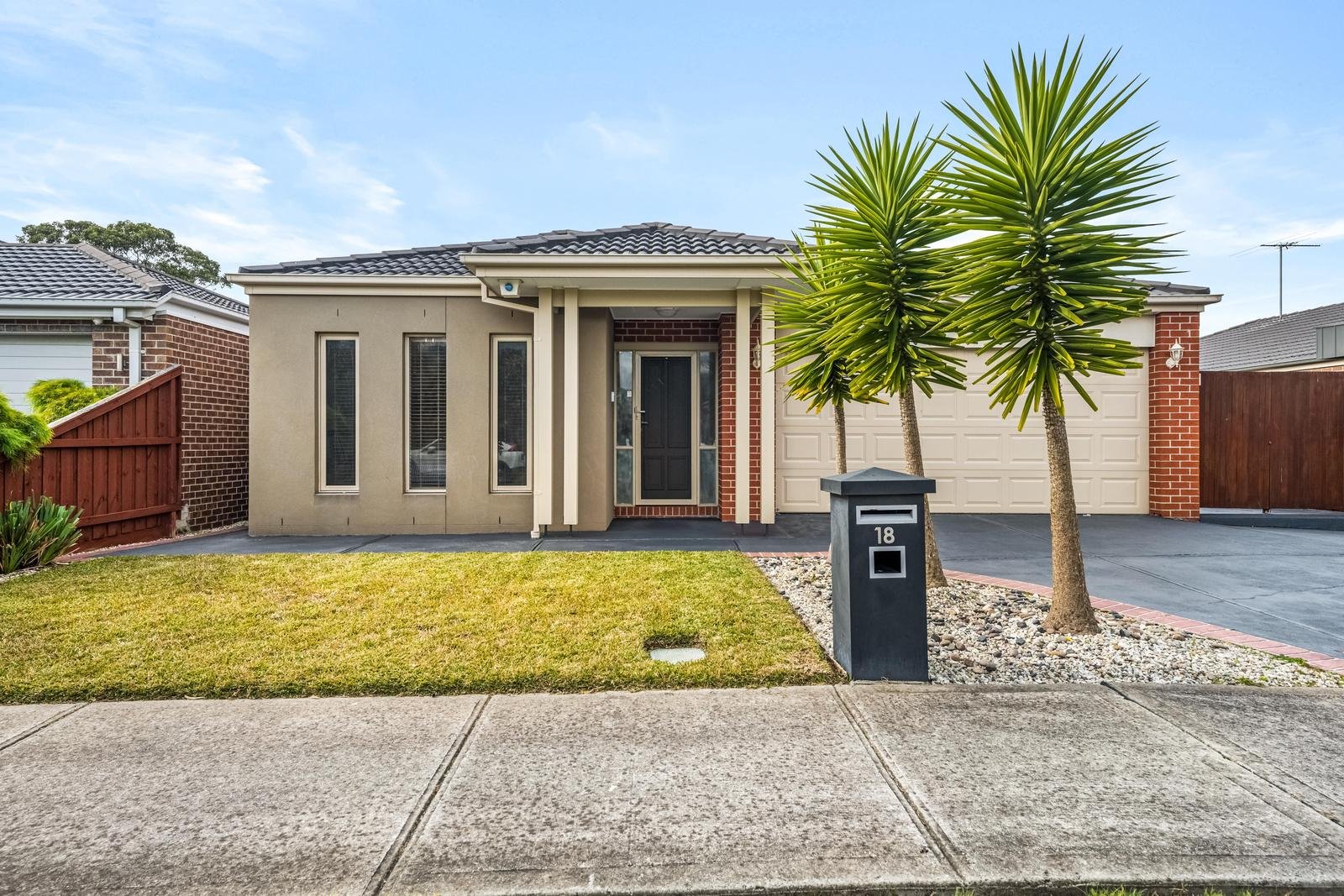 18 Lanata Street, South Morang image 2