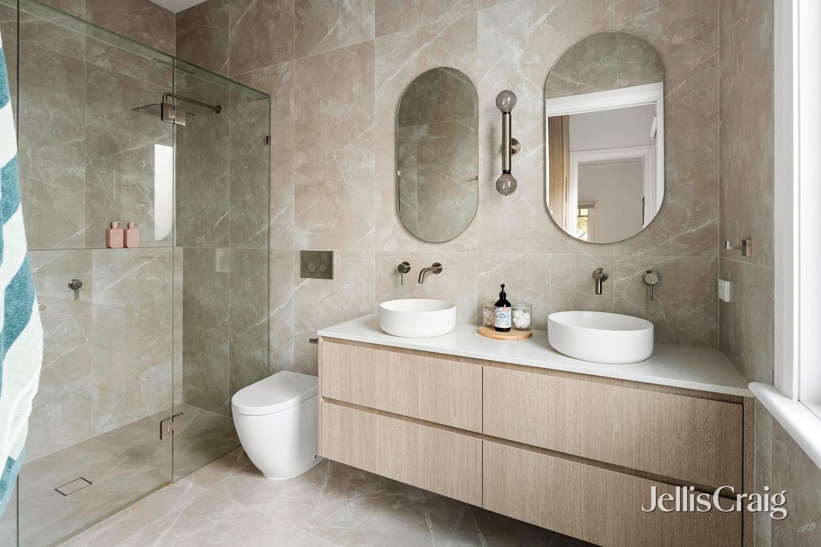 18 Latona Avenue, Preston image 6