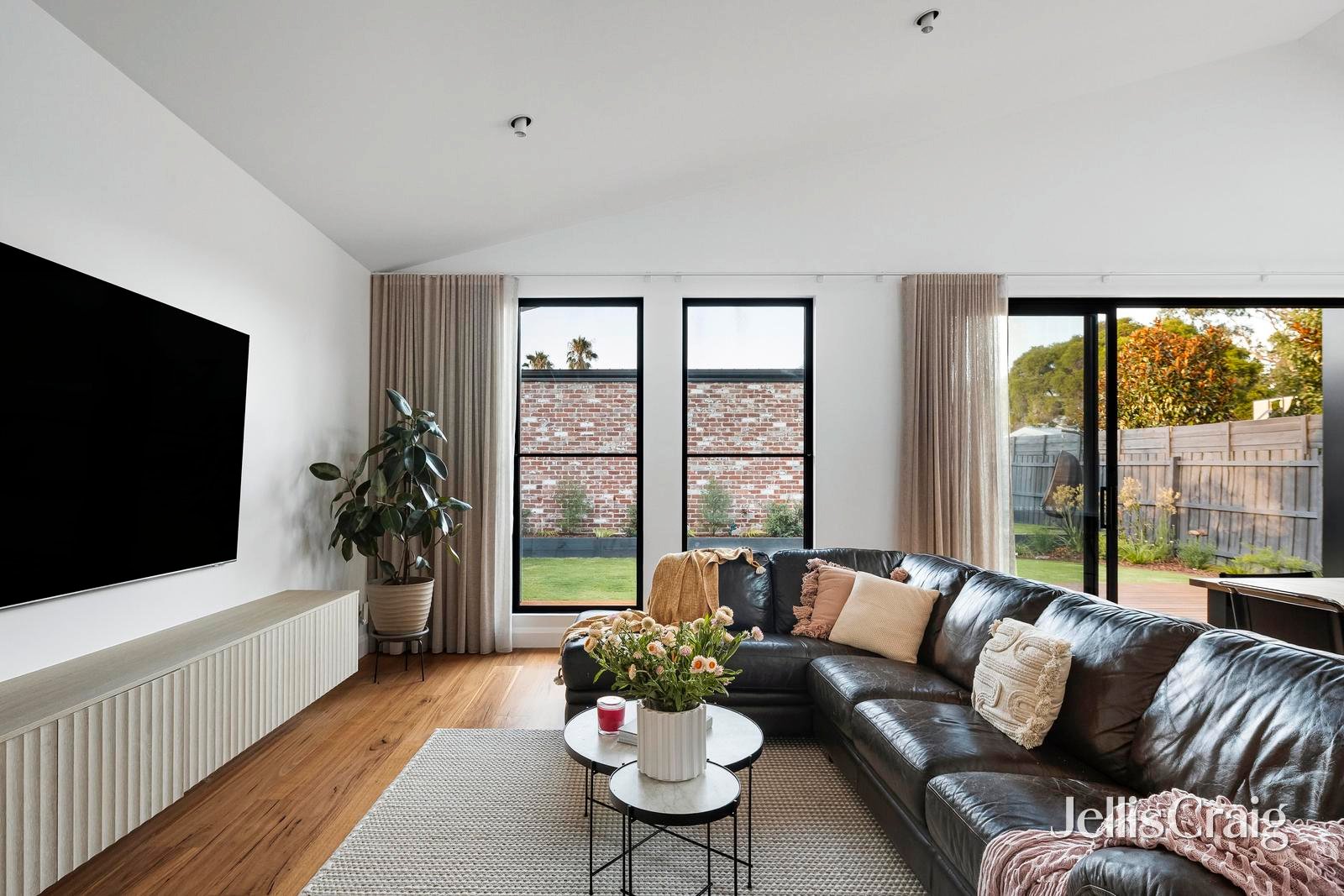 18 Latona Avenue, Preston image 14