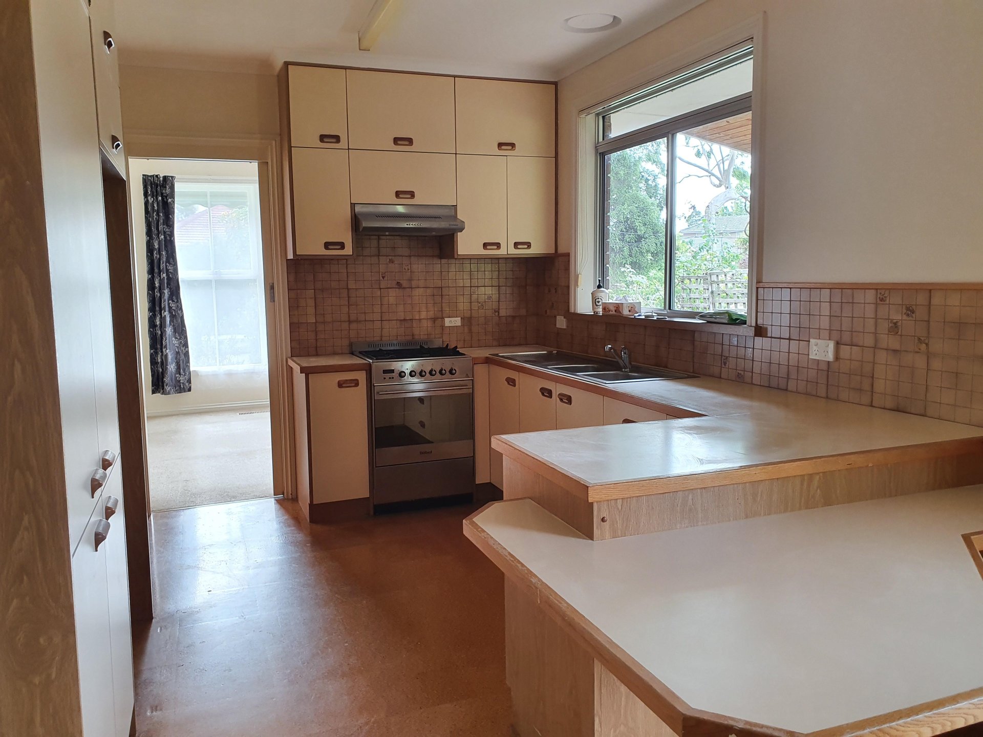 18 Lauer Street, Doncaster image 3