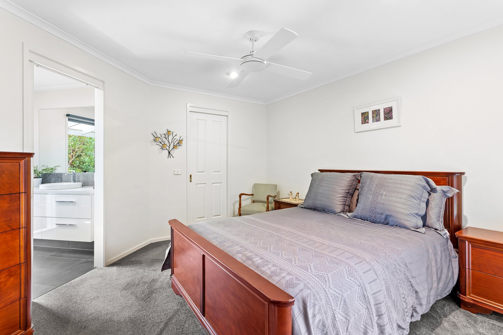 Property Gallery Thumbnail 2