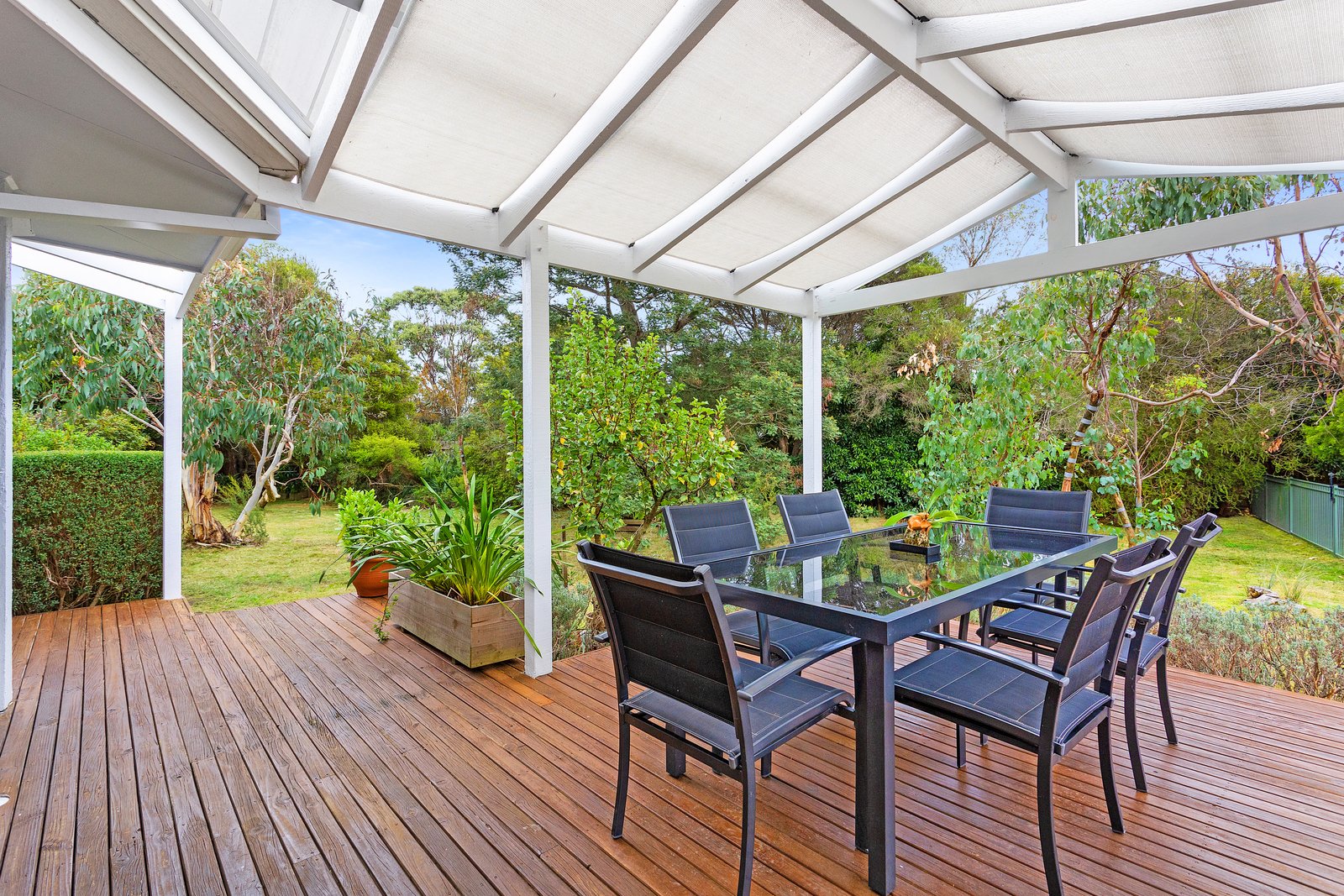 Property Gallery Thumbnail 9