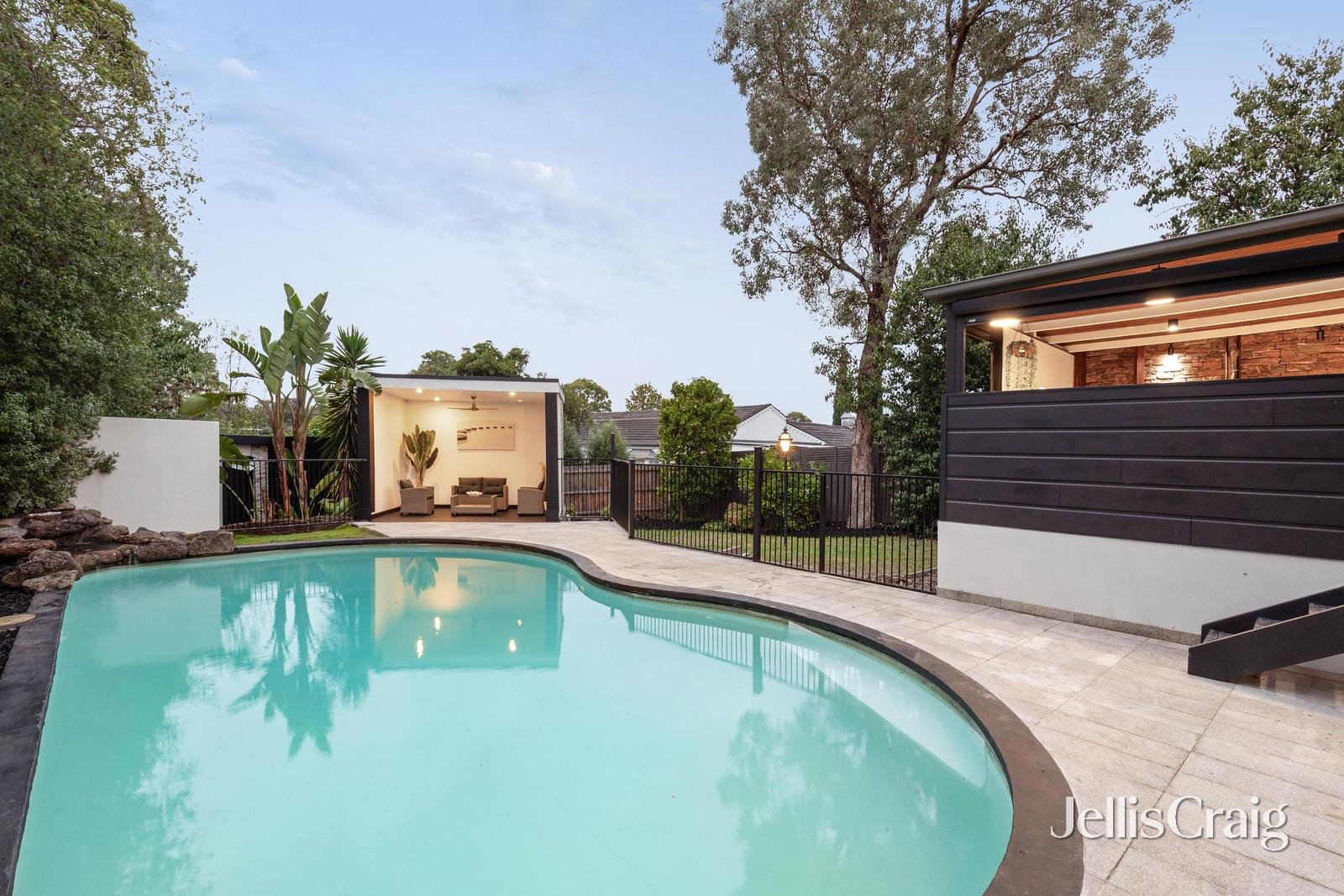 18 Leach Street, Briar&nbsp;Hill image 22