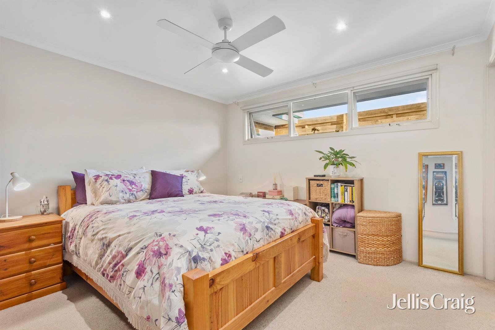 18 Lennox Avenue, Glen Waverley image 8