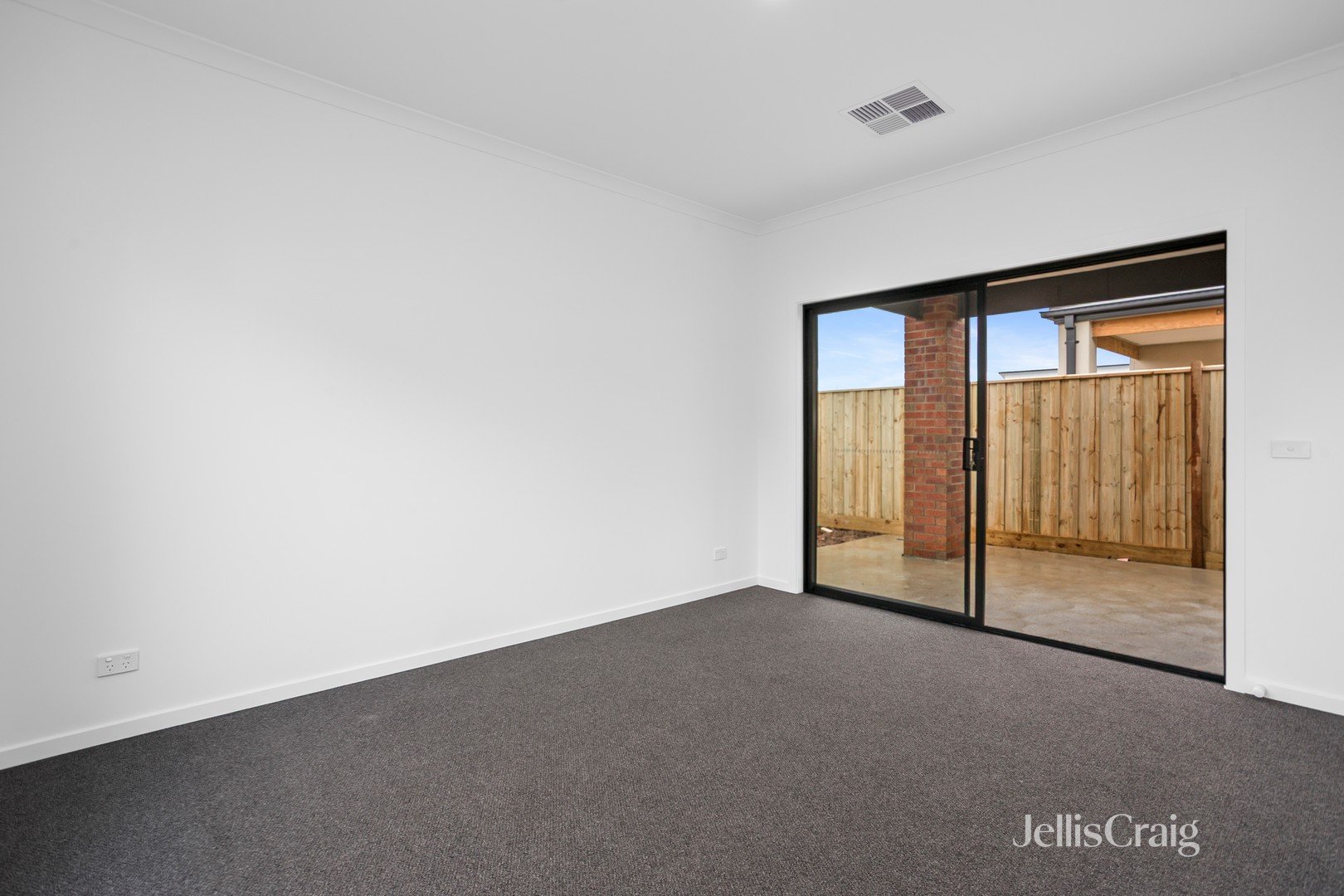 18 Liali Avenue, Truganina image 4