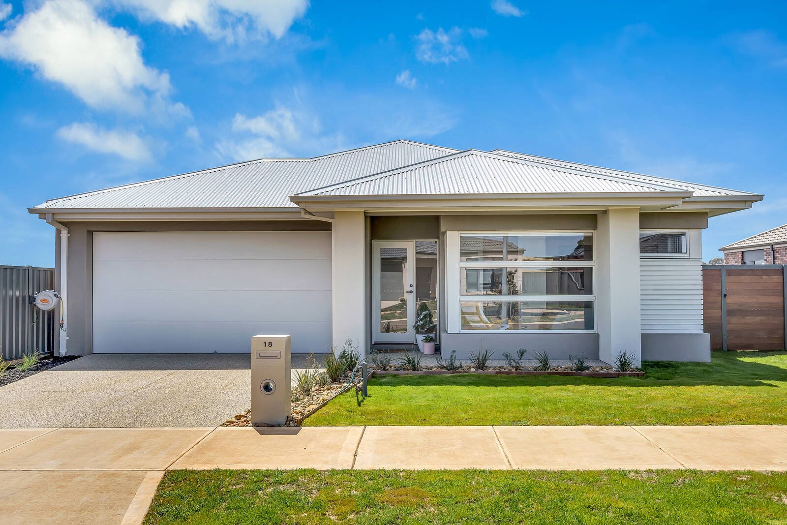Property Gallery - Main Image