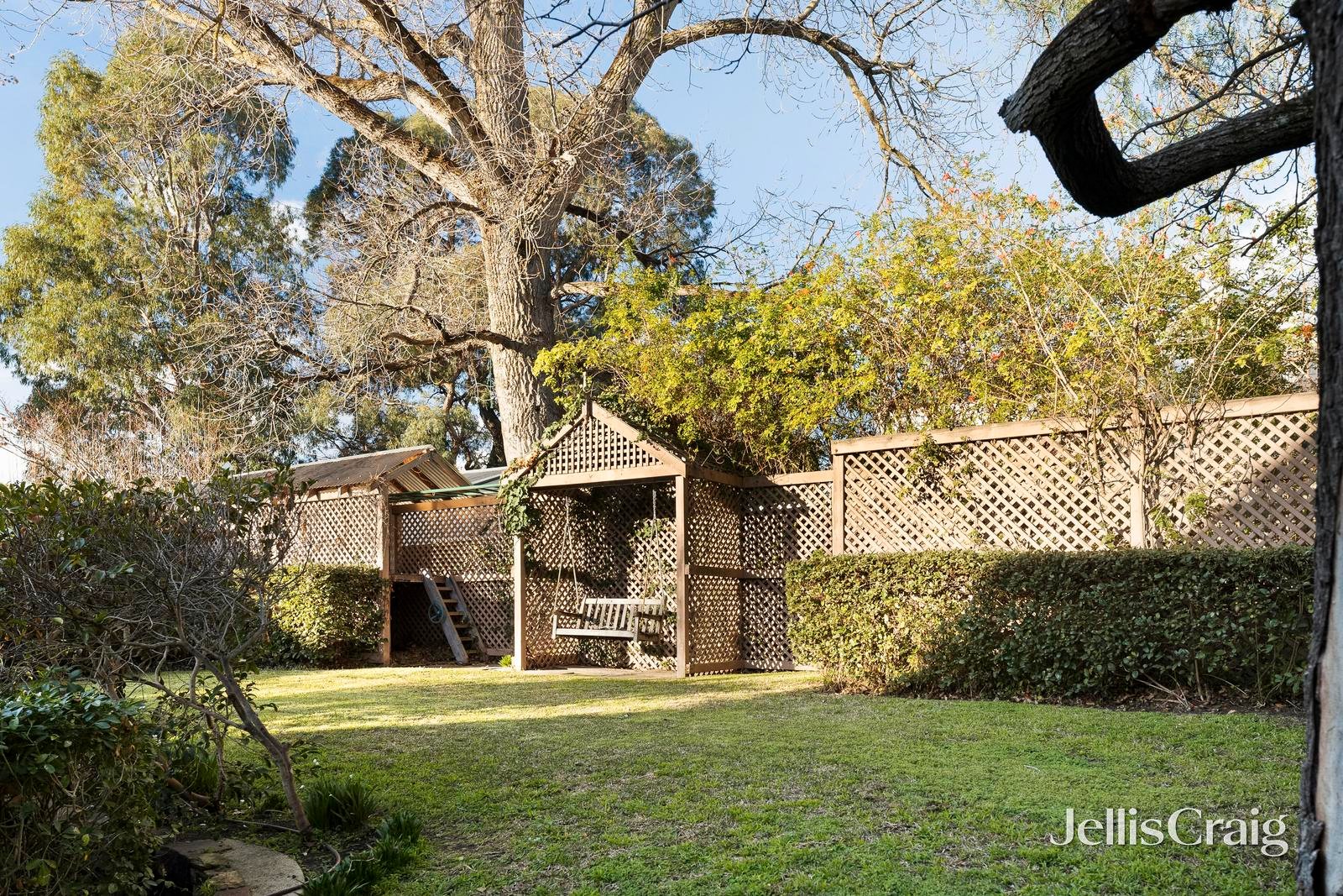 18 Logan Street, Canterbury image 5