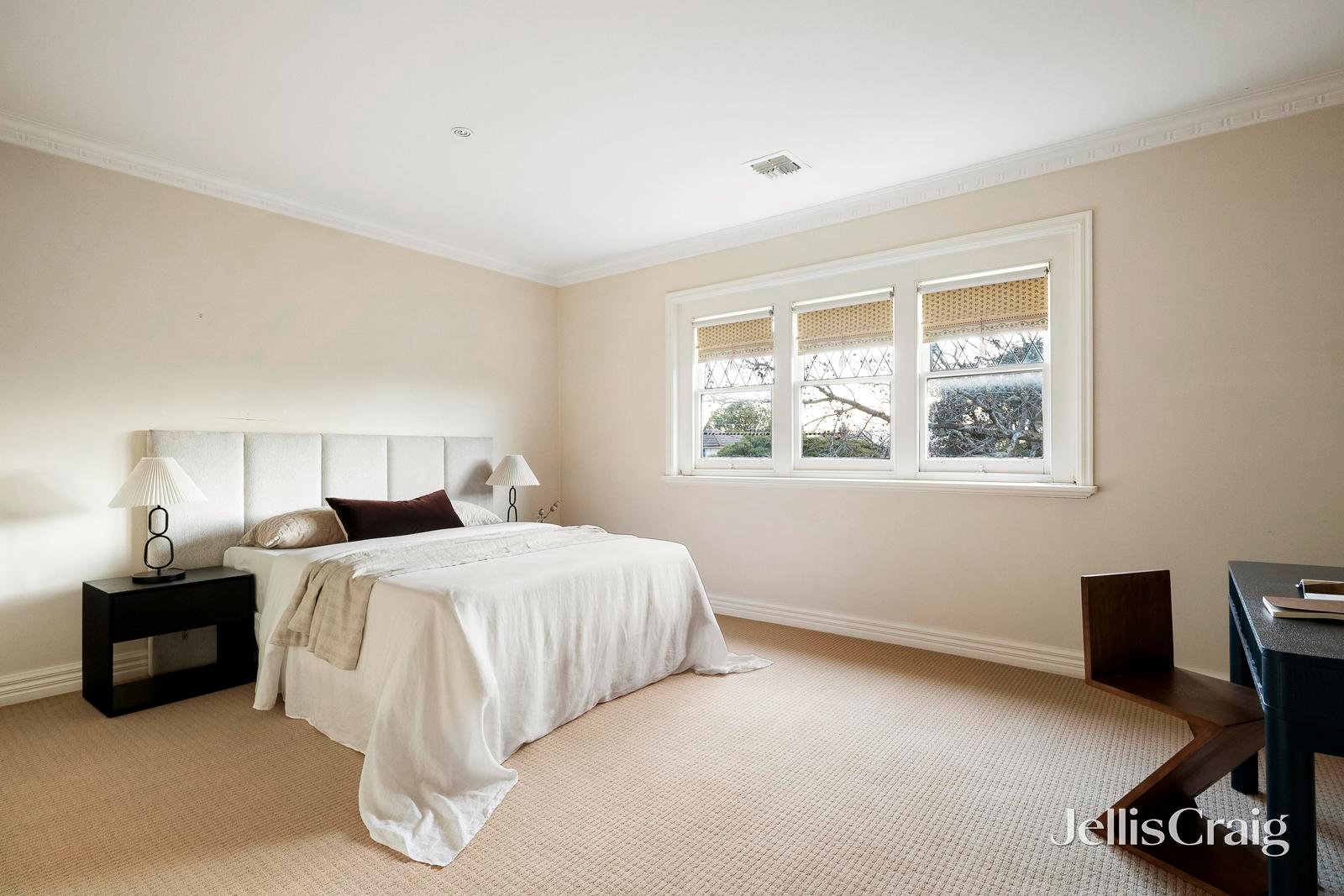 18 Logan Street, Canterbury image 14