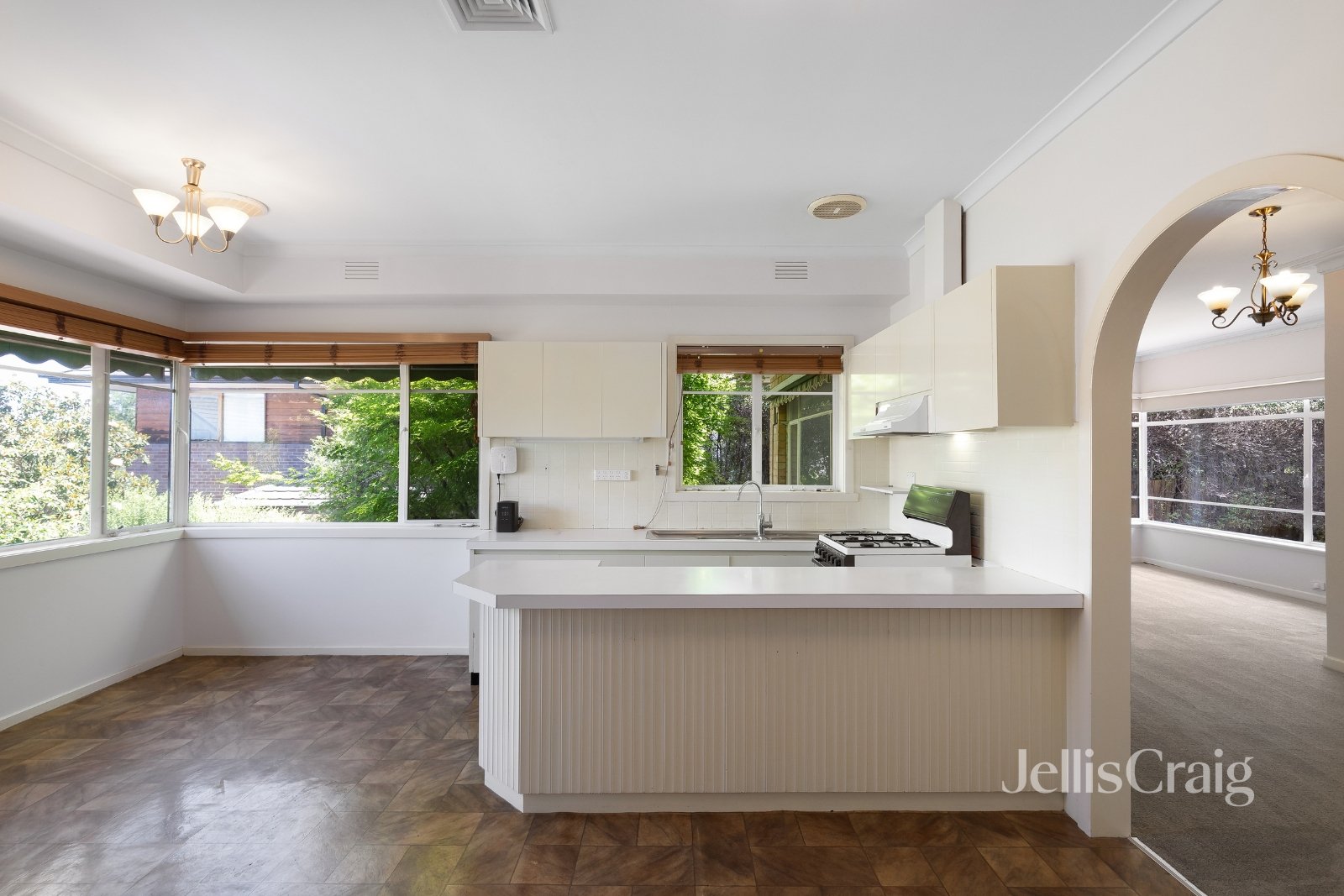 18 Lower Plenty Road, Rosanna image 3