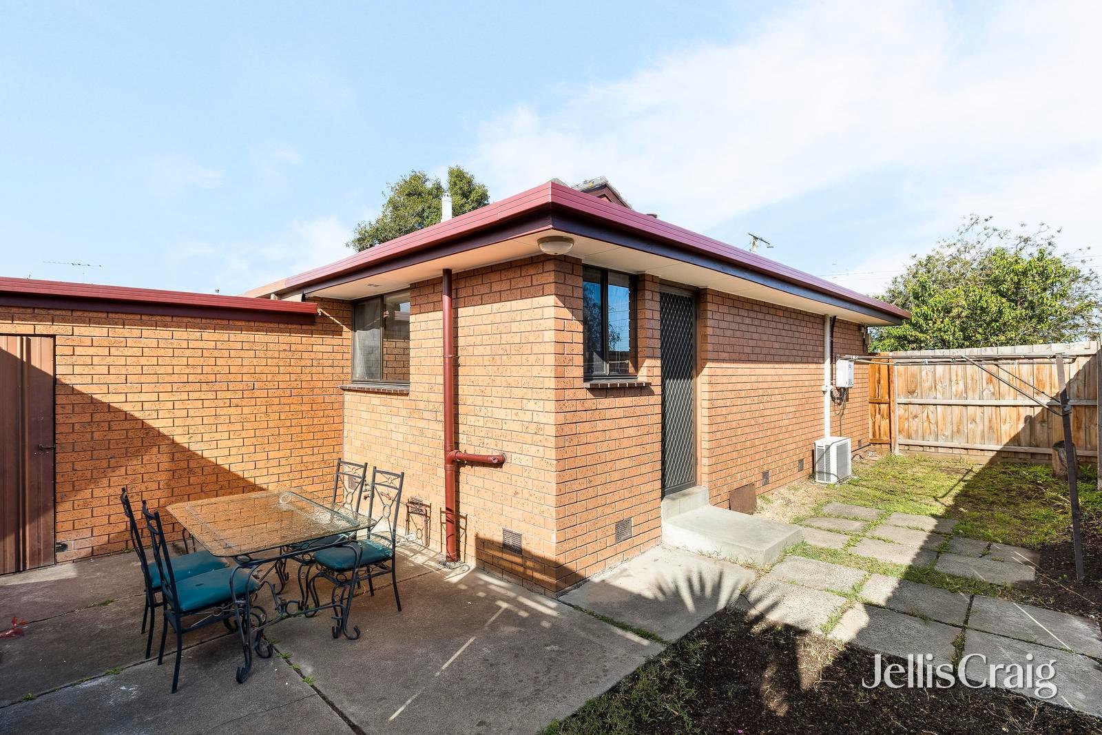 1/8 Macartney Street, Reservoir image 9