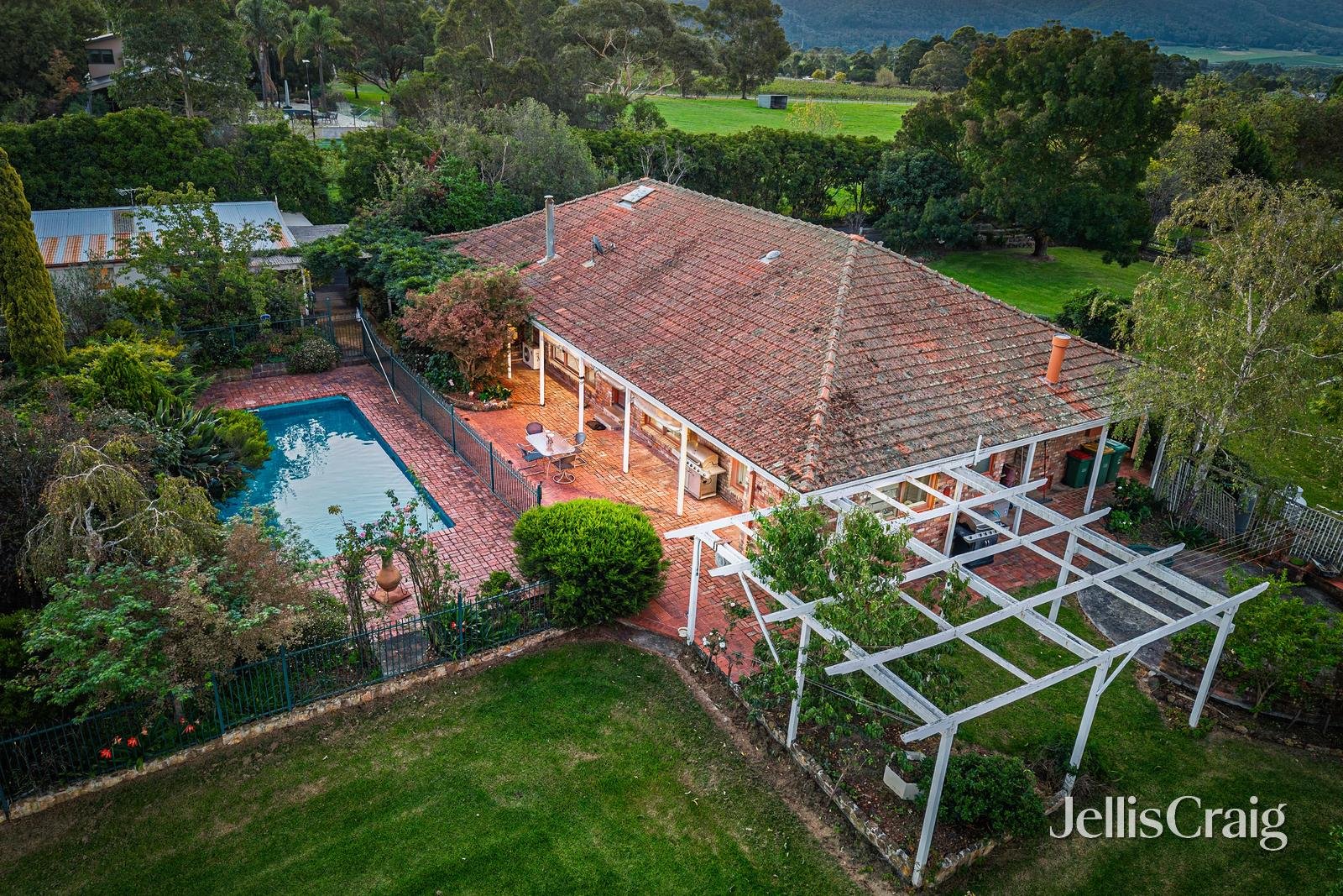 18 MacIntyre Lane, Yering image 5