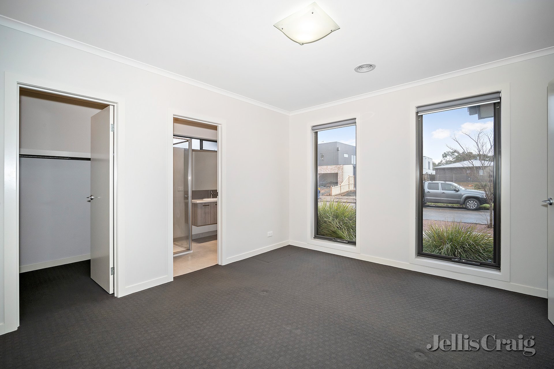 18 Magnetic Drive, Alfredton image 4