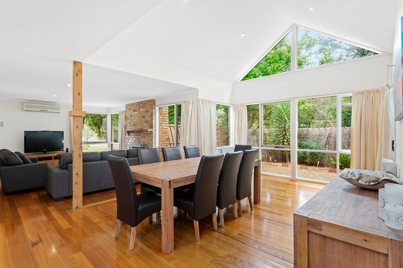 Property Gallery Thumbnail 8