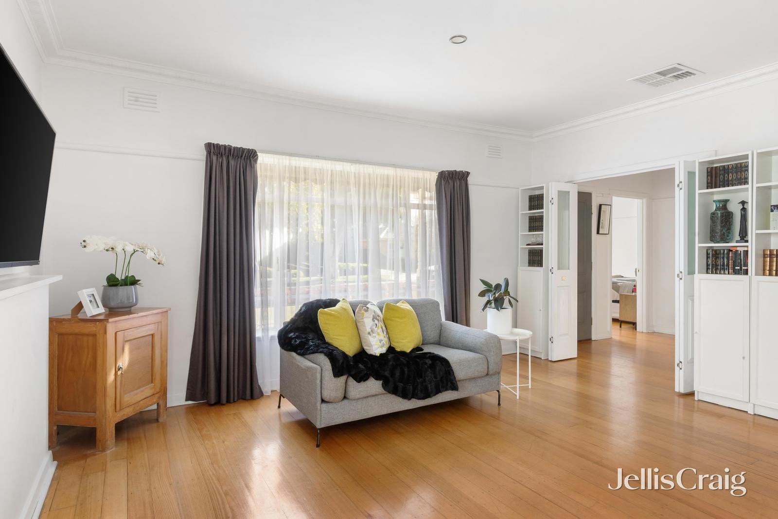 18 Marlborough Street, Bentleigh East image 2