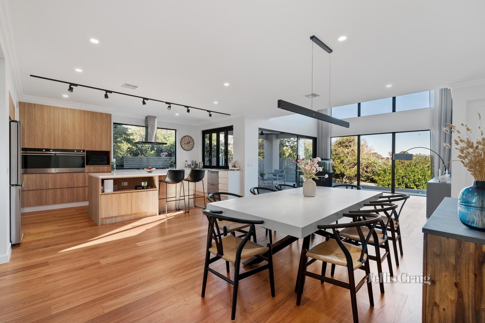 18 Maroondah Road, Ashwood image 3