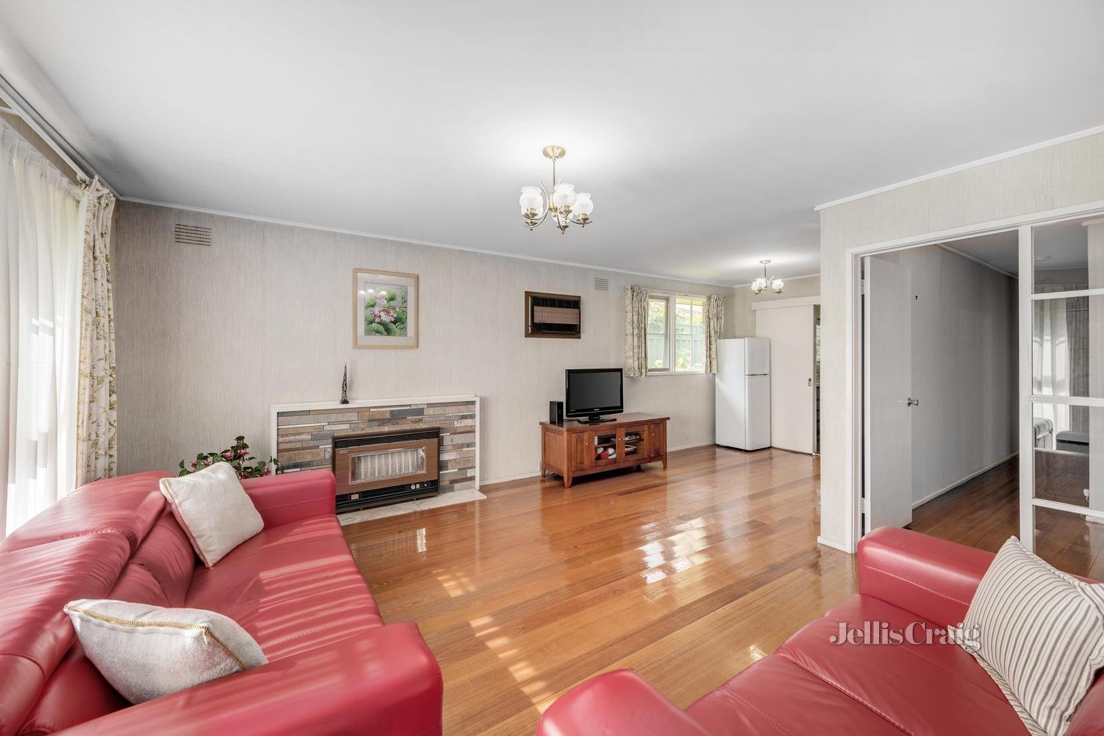 18 Merrick Crescent, Glen Waverley image 3