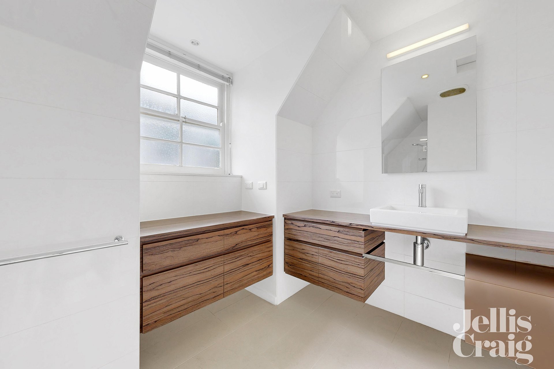 18 Merrion Place, Kew image 6