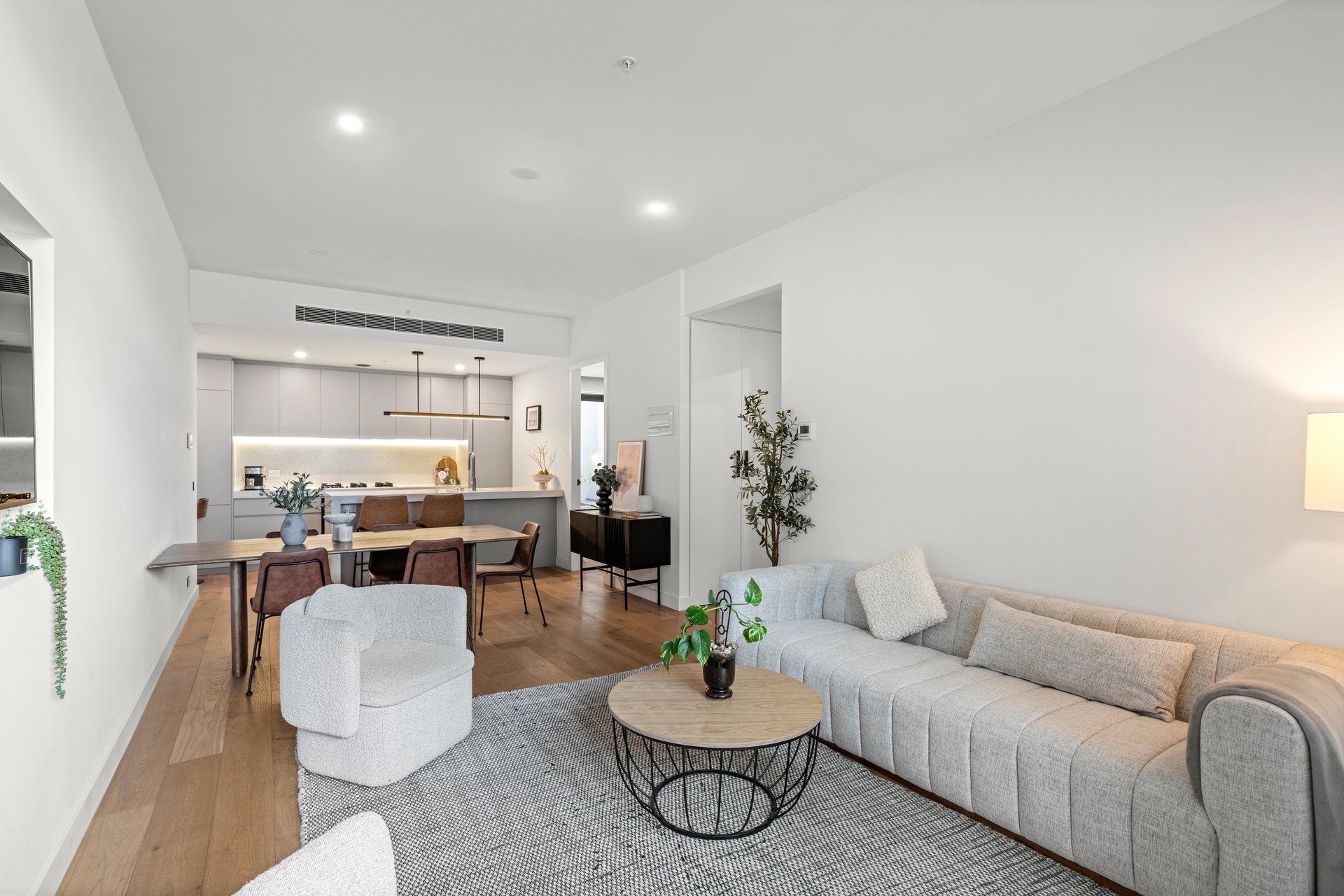 1/8 Michael Street, Brunswick image 1
