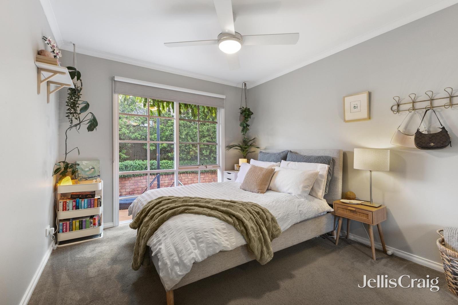 18 Middlefield Drive, Blackburn North image 10