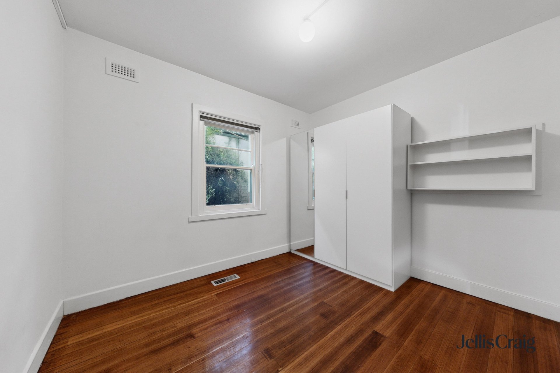 1/8 Millicent Avenue, Toorak image 11