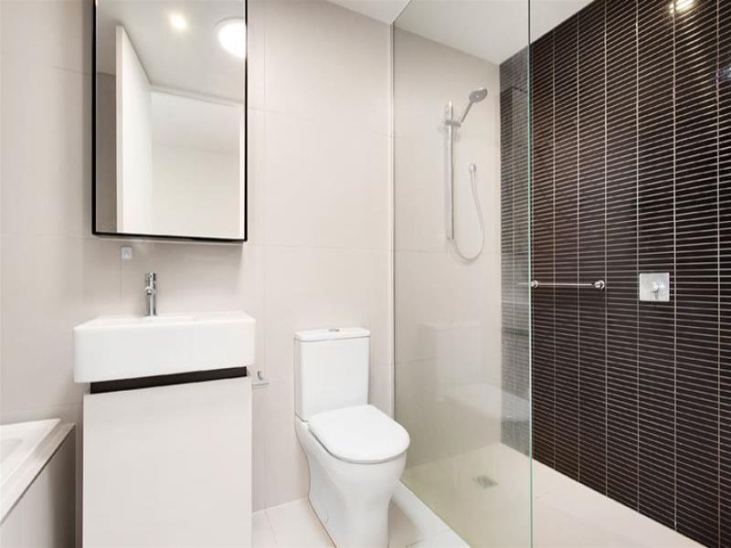 18 Monde Street, Camberwell image 6
