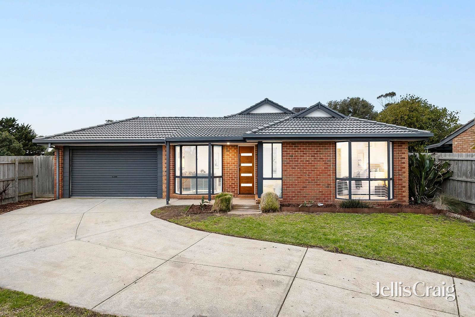 18 Moonah Way, Mount&nbsp;Martha image 1