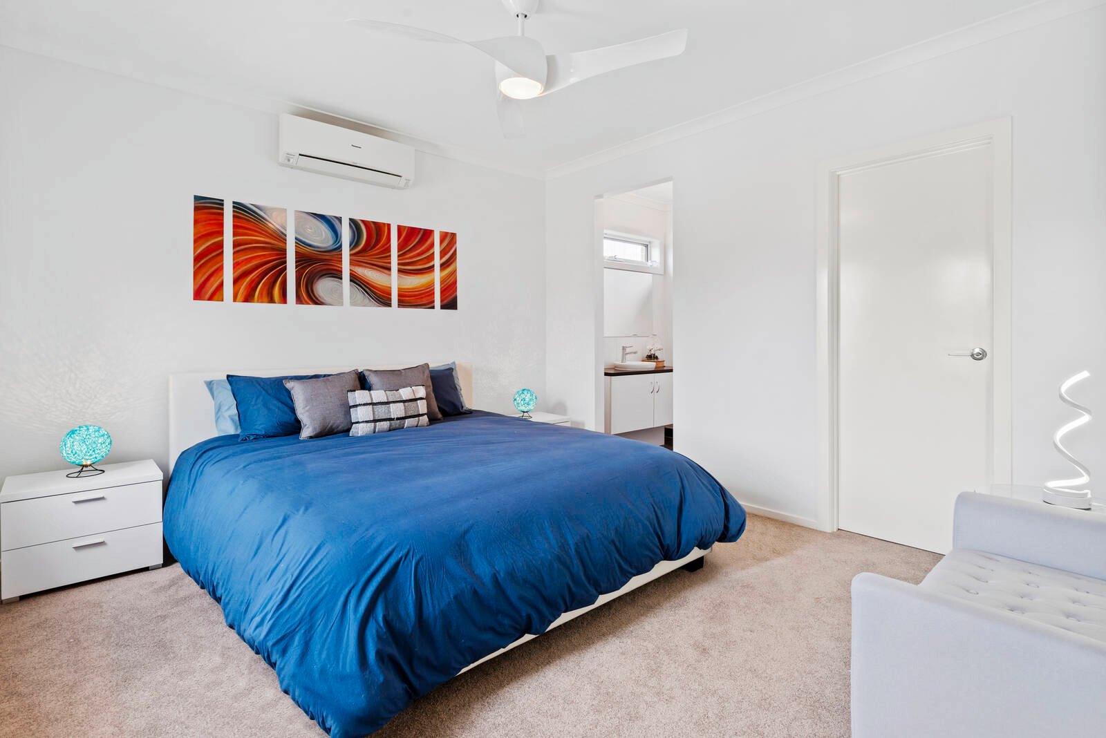 Property Gallery Thumbnail 8