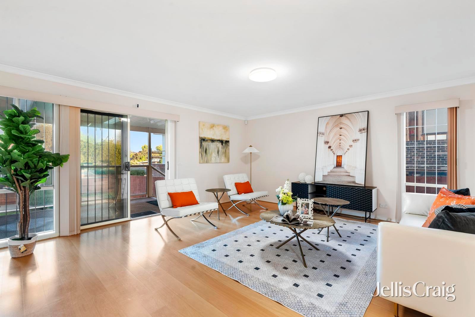 18 Mount Pleasant Drive, Mount&nbsp;Waverley image 2